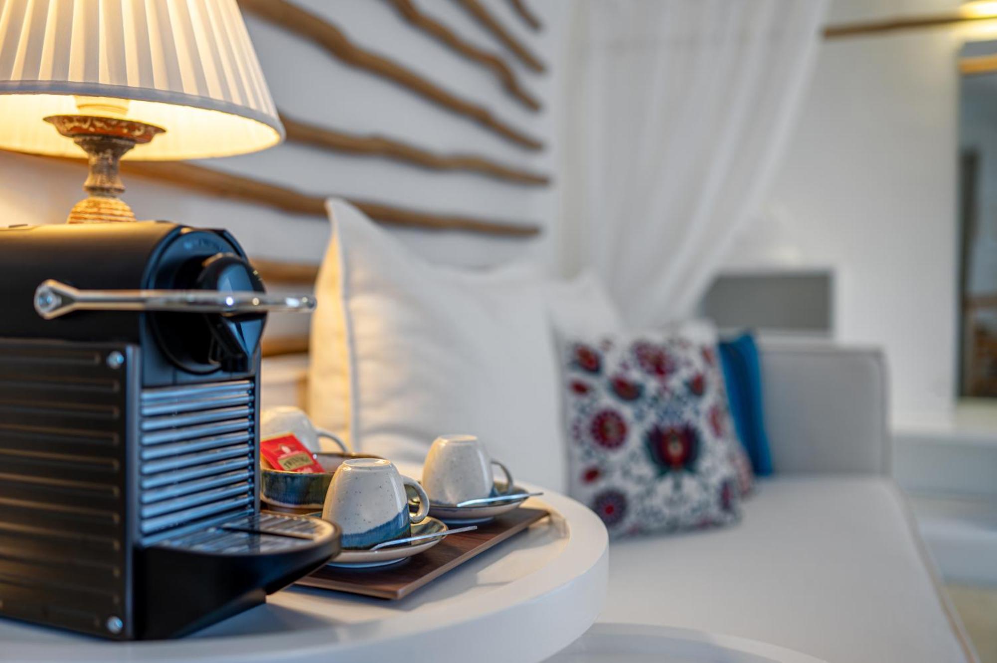 אימרוביגלי Iconic Santorini, A Boutique Cave Hotel By Sandglass חדר תמונה