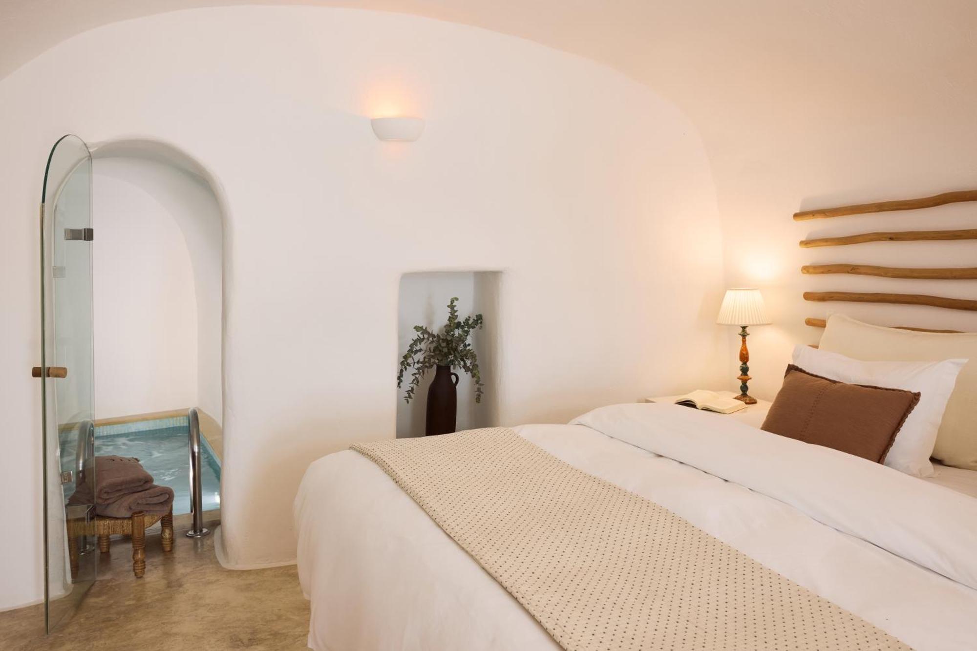 אימרוביגלי Iconic Santorini, A Boutique Cave Hotel By Sandglass מראה חיצוני תמונה